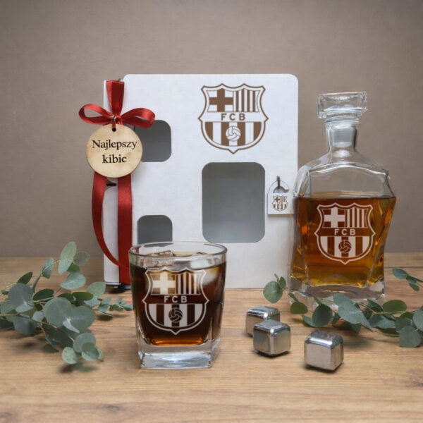 Karafka 2 szklanki szkrzynka karafka do whisky ze szklankami w skrzynce z grawerem