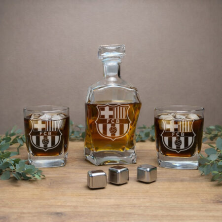 karafka i szklanki do whisky prezent dla fana